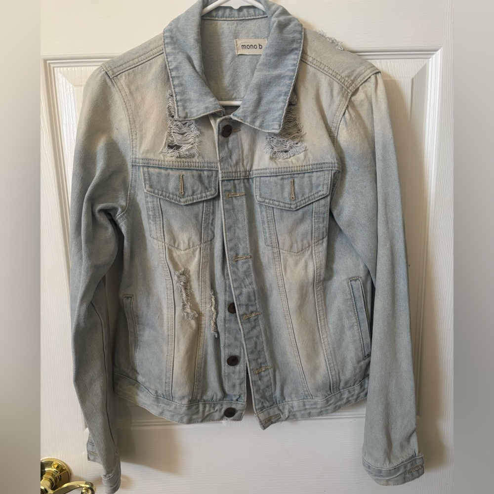 Women's Distressed Light Wash Denim Jacket Size L